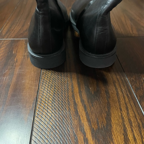 NWOB Vince Black Leather Boots - size 10 - Picture 3 of 7